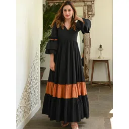 KALINI Colourblocked V-Neck Bell Sleeves Tiered Fit & Flared Maxi Ethnic Dress-picture-12