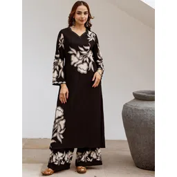 KALINI Floral Printed Sweetheart Neck Beads And Stones Straight Kurta With Palazzos-picture-15