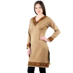 KALINI V-Neck Kurti image 4