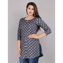 KALINI Women Grey Print Viscose Rayon Longline Top-picture-10