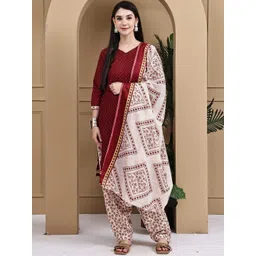 KALINI Women Printed Cotton Blend Kurta Sets With Dupatta-picture-28