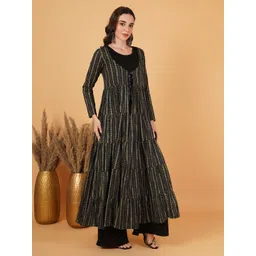 KALINI Women Printed Longline Shrug image 2