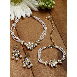KARATCART Gold-Plated Kundan Studded Pearl Beaded Floral Jewellery Set-picture-38