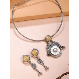 KARATCART Silver-Plated Oxidised Peacock Design Hasli Jewellery Set image 1