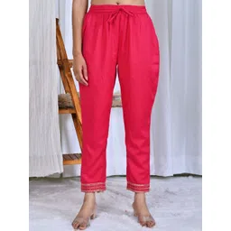 Karaveera Women Floral Embroidered Regular Kurta with Trousers & Dupatta-picture-16