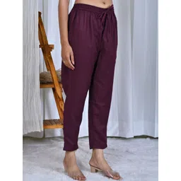 Karaveera Women Floral Printed Kurta with Trousers & Dupatta-picture-32