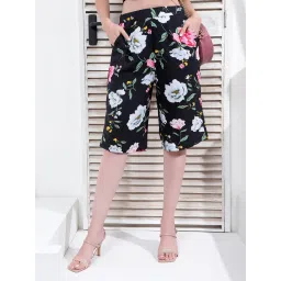 KASSUALLY Black Cotton Floral Print Shorts image 1