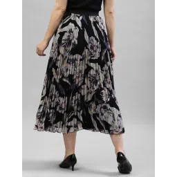KASSUALLY Black Floral Print Skirt image 2