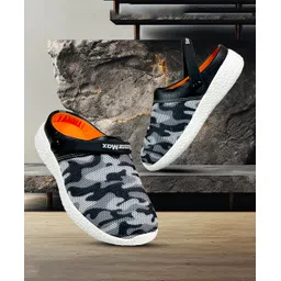 KazarMax Camouflage Print Shoes - Black & White-picture-27