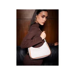 kazo fashion Kazo Off White Signature Shoulder Bag (M)-picture-38