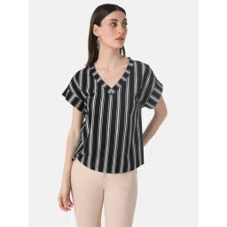 Kazo Boxy Fit Top-picture-35