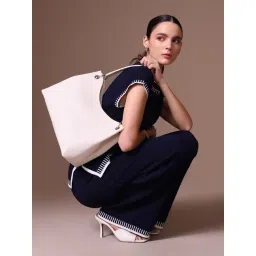 Kazo White Margo Small Leather Shoulder Bag-picture-25