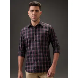 Kenneth Cole Men Slim Fit Checked Spread Collar Pure Cotton Casual Shirt-picture-12