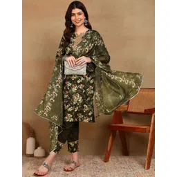 KETAKI FASHION Women Printed Regular Gotta Patti Kurta with Trousers & With Dupatta-picture-31