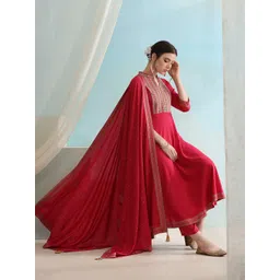 Khushal K Floral Yoke Design Regular Kurta with Trousers & Dupatta-picture-12