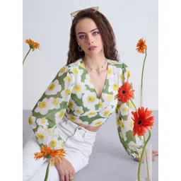 Kibo Women Floral Printed V-Neck Crop Top-picture-20