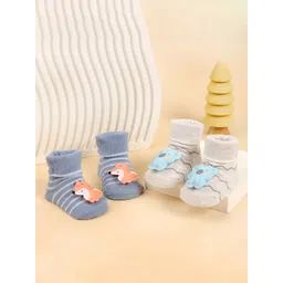 KICKS & CRAWL Kids Pack Of 2 Cotton Patterned Ankle Length Socks-picture-30