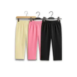 KIDAROO Girls Pack Of 3 Cream & Pink & Black Solid Capris-picture-11