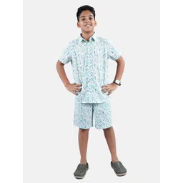 KiddoPanti Boys Printed Shirt with Shorts-picture-31