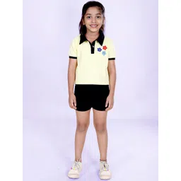 KiddoPanti Girls Smiley Stars Applique Polo T-Shirt With Shorts Clothing Set-picture-32