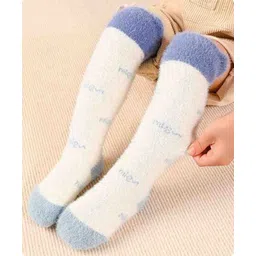 Kidofash Fur Text Print Socks-White-image-34