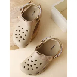 Killer Men Self Design Clogs-picture-29