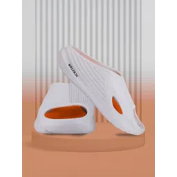 Killer Men Self Design Regular Extra Soft Classic Sliders image 3