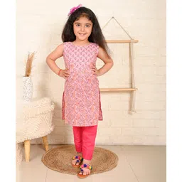 Kinder Kids Sleeveless Floral Printed & Schiffli Embroidered Kurta With Pant - Pink-picture-24