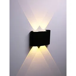 KINIS Black Abstract Shaped Wall Lamp-picture-13