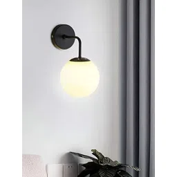 KINIS Black & White Metal Quirky Abstract Shaped Shaped Wall Lamp-picture-30