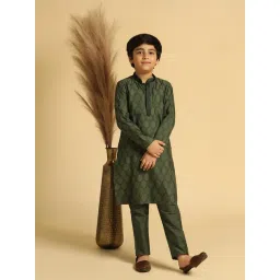 KISAH Boys Green Embroidered Kurta Pyjama Set-picture-15