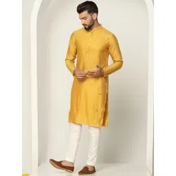 KISAH Geometric Embroidered Mandarin Collar Mirror Work Jacquard Kurta-picture-29