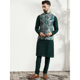 KISAH Mandarin Collar Straight Kurta With Churidar & Nehru Jacket-picture-31