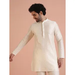 KISAH Men Embroidered Sequinned Cotton Straight Kurta-picture-14