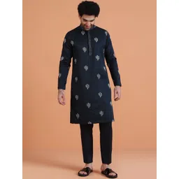 KISAH Men Floral Embroidered Above Knee Regular Thread Work Straight Kurta with Trousers-picture-18