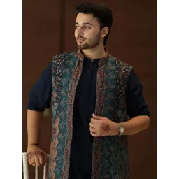 KISAH Men Solid Kurta with Trousers-picture-32