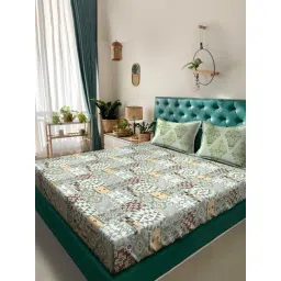 Klotthe Multicolor Cotton Printed 400 TC King Flat Bedsheet with 2 Pillow Covers-picture-39