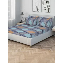 KLOTTHE Multicoloured Geometric 300 TC Cotton Blend Double Bedsheet with 4 Pillow Covers-picture-41