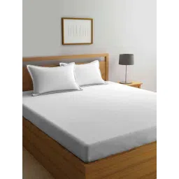 Klotthe White 300 TC Polycotton Double Book Fold Bedsheet with 2 Pillow Covers-picture-30