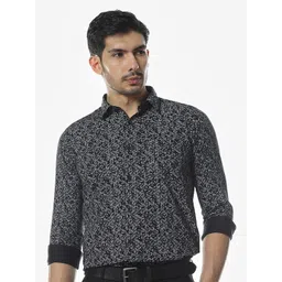 Klub Fox Men Slim Fit Geometric Printed Spread Collar Cotton Casual Shirt-picture-18