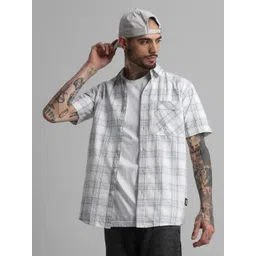 Klub Fox Men Slim Fit Spread Collar Tartan Checked Cotton Casual Shirt-picture-28