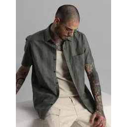 Klub Fox Men Slim Fit Spread Collar Textured Cotton Casual Shirt-picture-36