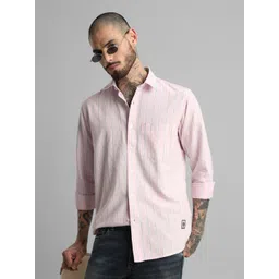 Klub Fox Men Slim Fit Spread Collar Vertical Striped Cotton Casual Shirt-picture-21