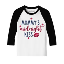 KNITROOT Full Sleeves Mommys Midnight Kiss Print Raglan Tee - Black White-picture-25