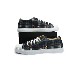 KobSook Men Printed Canvas Sneakers-picture-38