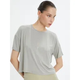 Koton Extended Sleeves Tie-Ups Styled Back Sports Top-picture-13