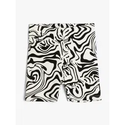 Koton Girls Mid-Rise Abstract Printed Mid-Rise Shorts-picture-18