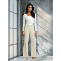 kotty Casual Regular Sleeves Solid Women White Top-picture-10