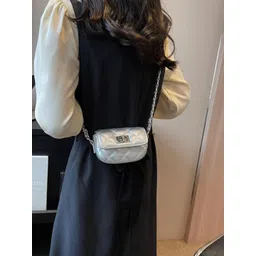 KPOP PU Sling Bag with Quilted-picture-10