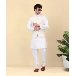 Men Silk Blend Kurta Pyjama Ethnic Jacket Set-image-10